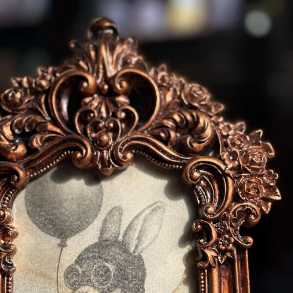 Хуучны европ хэв загварын босоо зургийн жааз